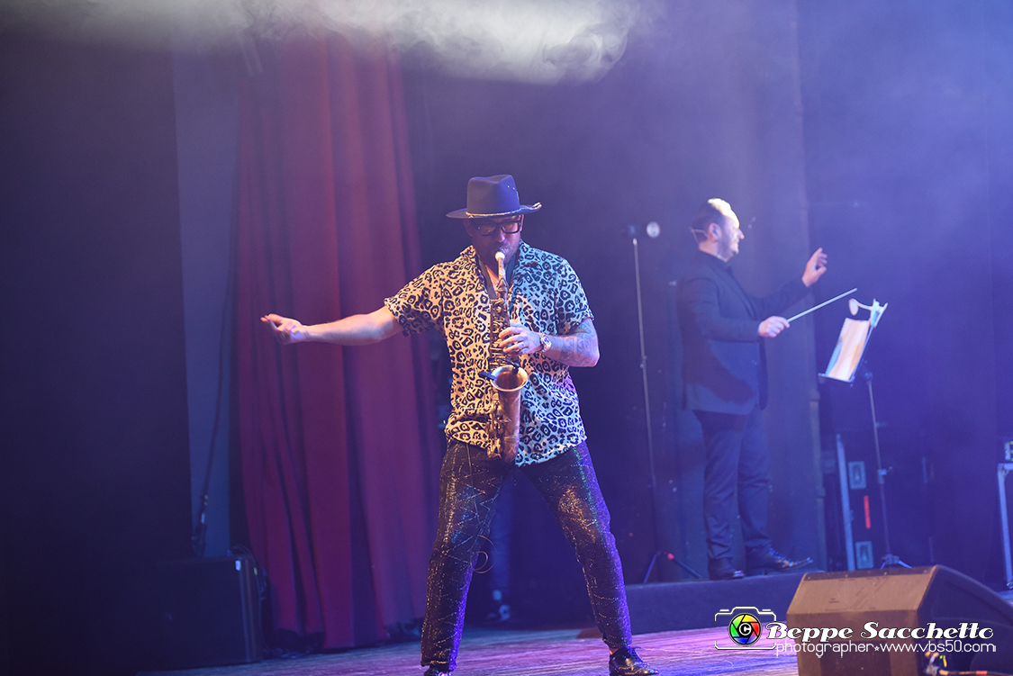 VBS_6287 - Concerto Jimmy Sax con The Symphonic Dance Orchestra.jpg